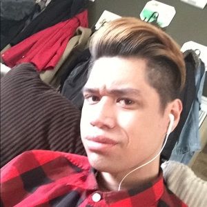 Meet your Posher, Aj